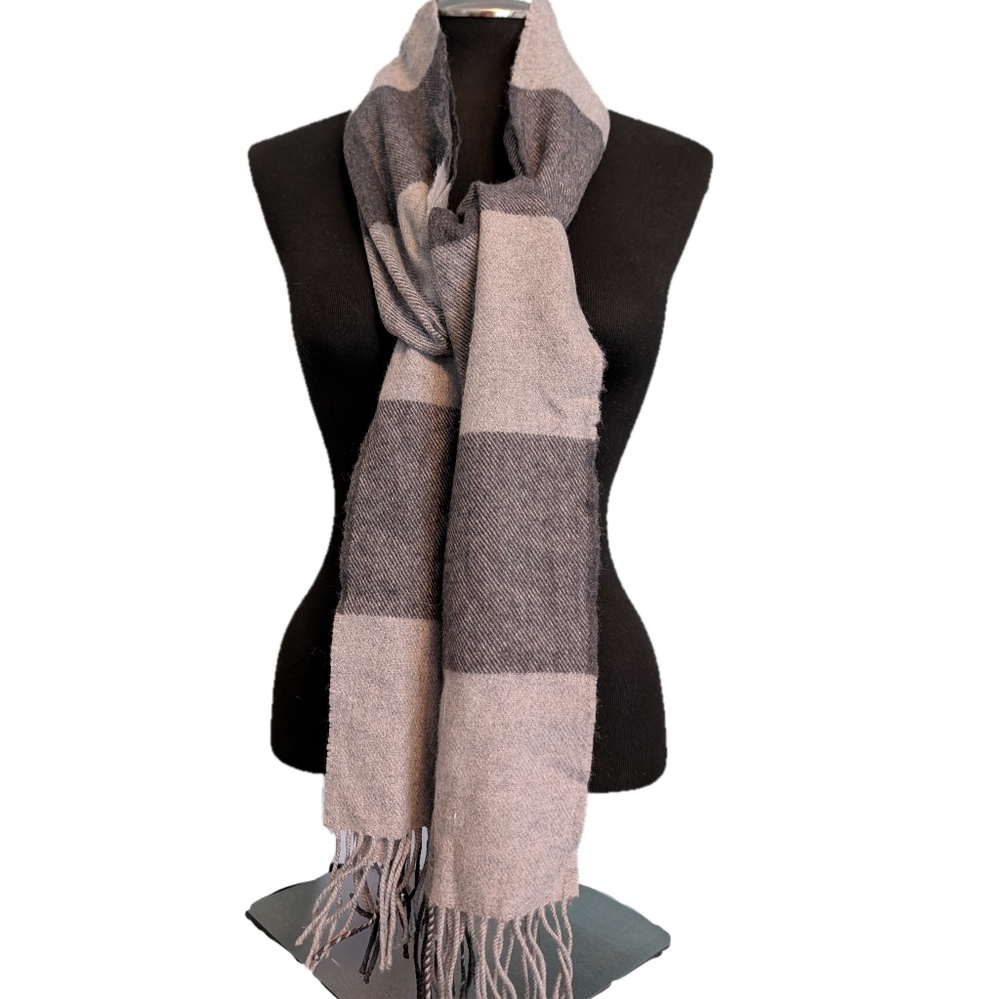NWT Triona Charcoal Check Merino Wool Scarf, Ireland